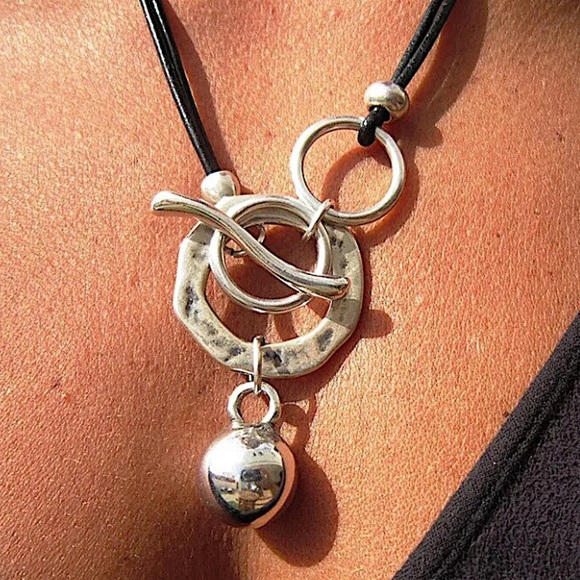 Vintage Boho Geometric Silver Necklace, Hammered, Spherical, Drop Ball, Ethnic - Picture 2 of 7